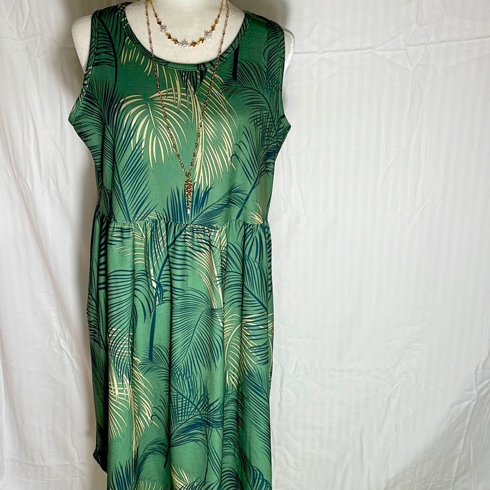 Dress by IZURIA